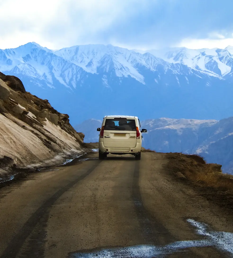 8 Days Premium Ladakh Family Tour Package With Turtuk, Pangong